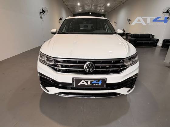 VOLKSWAGEN TIGUAN 2.0 300 TSI GASOLINA ALLSPACE R-LINE AUTOMÁTICO VOLKSWAGEN TIGUAN 2.0 300 TSI GASOLINA ALLSPACE R-LINE AUTOMÁTICO
